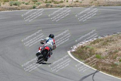 media/Apr-20-2025-AHRMA (Sun) [[393a79c373]]/Race/Group 5/Turn 4b/